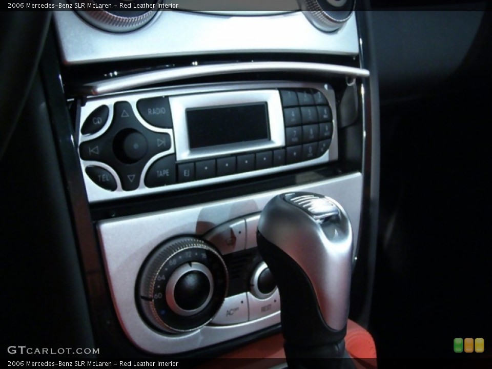 Red Leather Interior Controls for the 2006 Mercedes-Benz SLR McLaren #51580