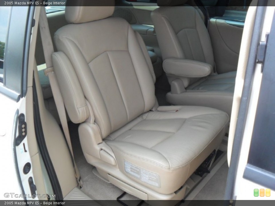 Beige Interior Photo for the 2005 Mazda MPV ES #51588382