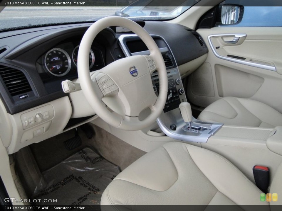 Sandstone Interior Photo for the 2010 Volvo XC60 T6 AWD #51592146
