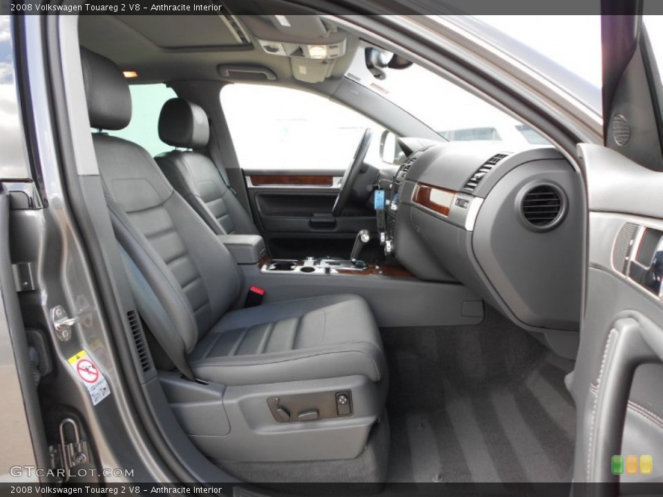 Anthracite Interior Photo for the 2008 Volkswagen Touareg 2 V8 #51596326