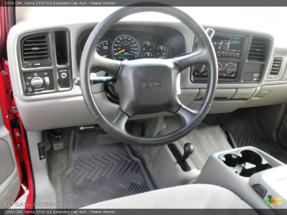 Pewter Interior Dashboard for the 2000 GMC Sierra 1500 SLE Extended Cab 4x4 #51601009