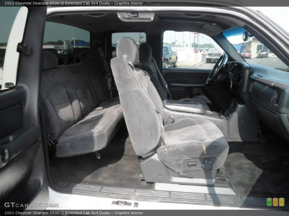 Graphite Interior Photo for the 2001 Chevrolet Silverado 3500 LS Extended Cab 4x4 Dually #51603598