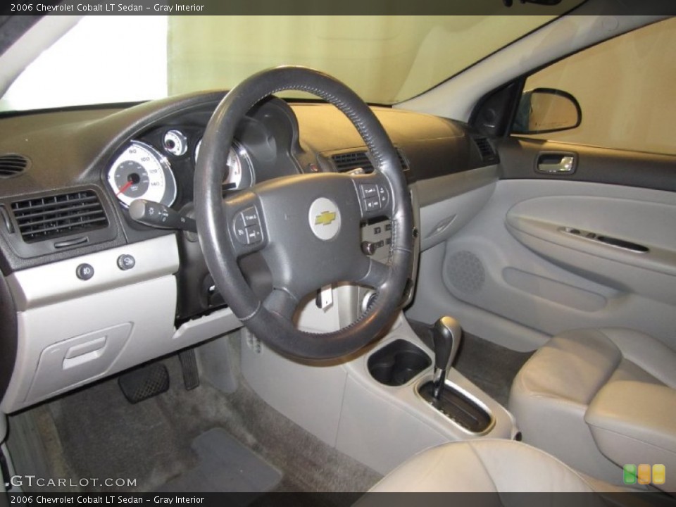 Gray Interior Photo for the 2006 Chevrolet Cobalt LT Sedan #51607619