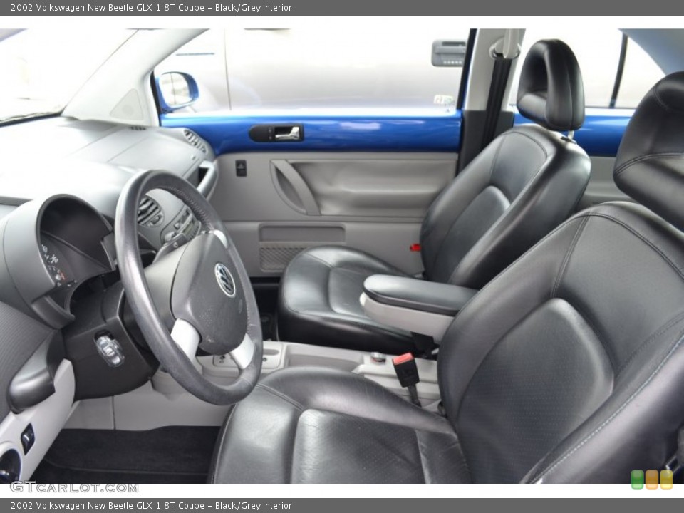 Black/Grey Interior Photo for the 2002 Volkswagen New Beetle GLX 1.8T Coupe #51610510
