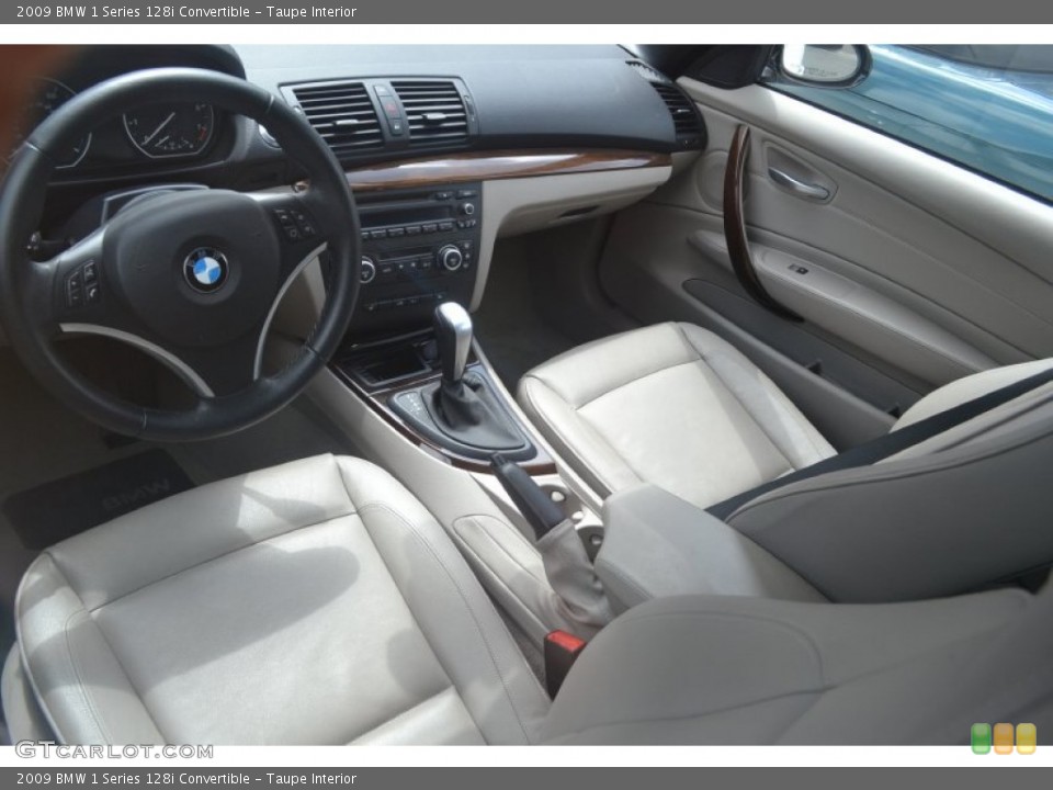 Taupe Interior Photo for the 2009 BMW 1 Series 128i Convertible #51614299