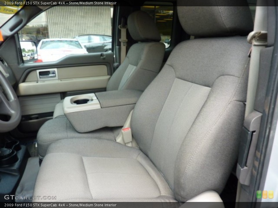 Stone/Medium Stone Interior Photo for the 2009 Ford F150 STX SuperCab 4x4 #51638245