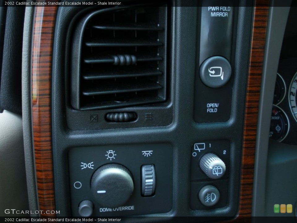 Shale Interior Controls for the 2002 Cadillac Escalade  #51648136