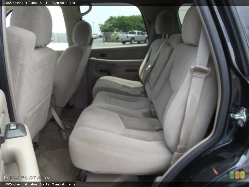 Tan/Neutral Interior Photo for the 2005 Chevrolet Tahoe LS #51651424