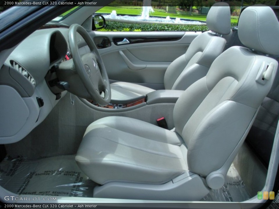 Ash Interior Photo for the 2000 Mercedes-Benz CLK 320 Cabriolet #51652954