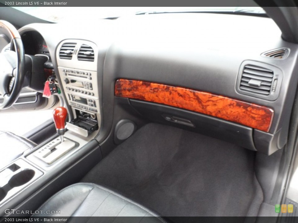 Black Interior Dashboard for the 2003 Lincoln LS V6 #51652987