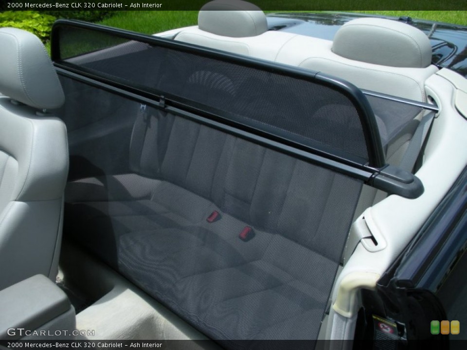 Ash Interior Photo for the 2000 Mercedes-Benz CLK 320 Cabriolet #51652990