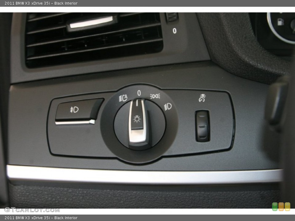 Black Interior Controls for the 2011 BMW X3 xDrive 35i #51658120
