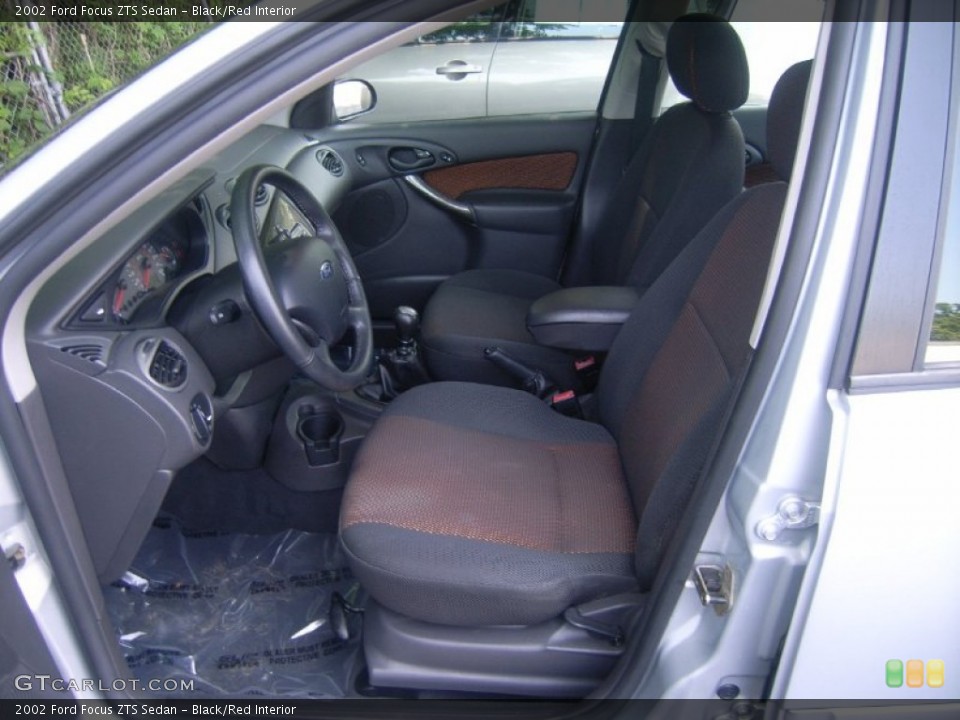 Black/Red Interior Photo for the 2002 Ford Focus ZTS Sedan #51663522