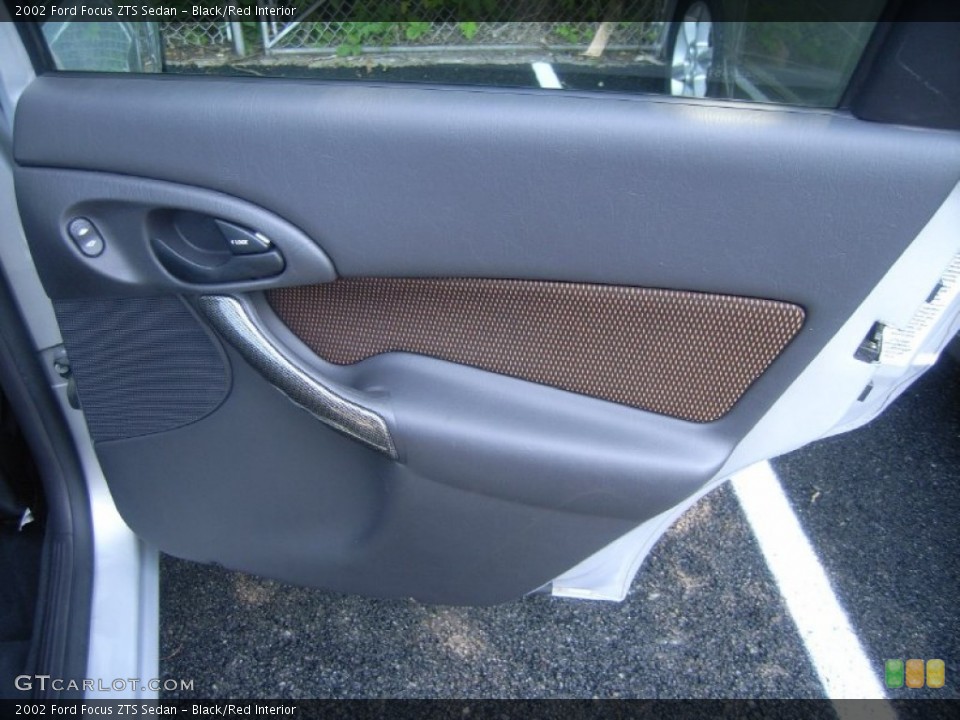 Black/Red Interior Door Panel for the 2002 Ford Focus ZTS Sedan #51663649
