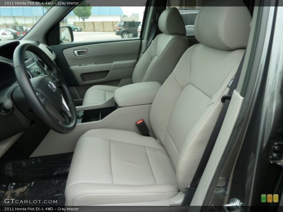 Gray Interior Photo for the 2011 Honda Pilot EX-L 4WD #51669055