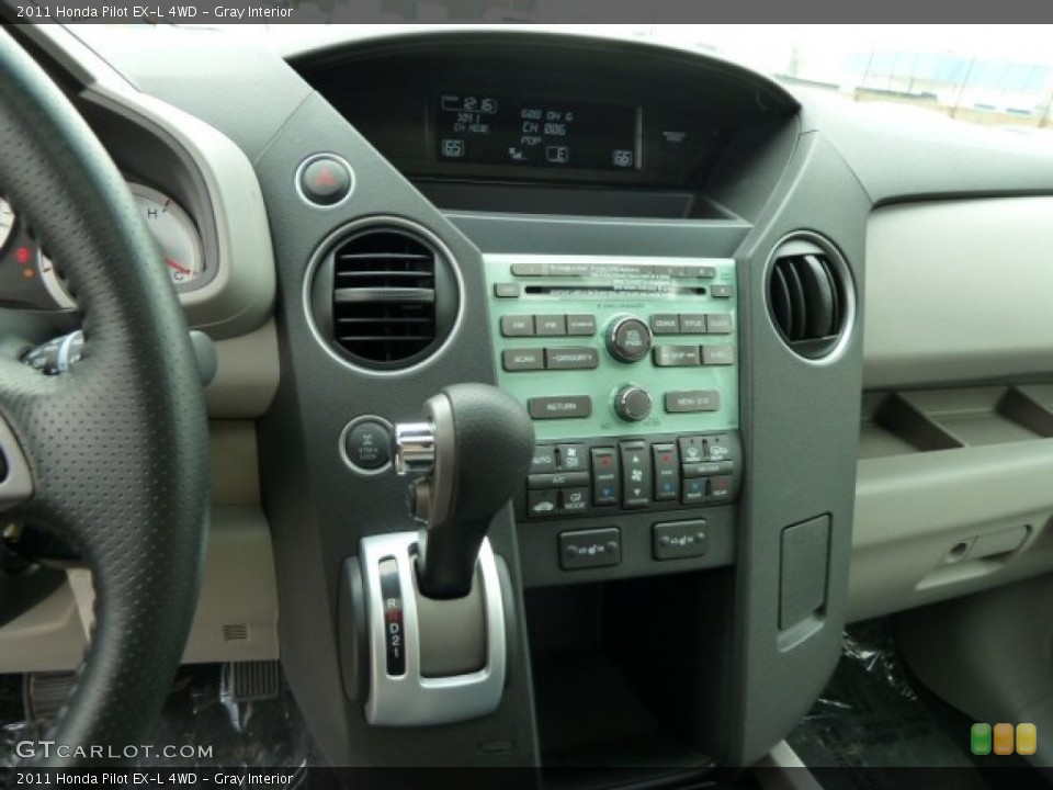 Gray Interior Controls for the 2011 Honda Pilot EX-L 4WD #51669079