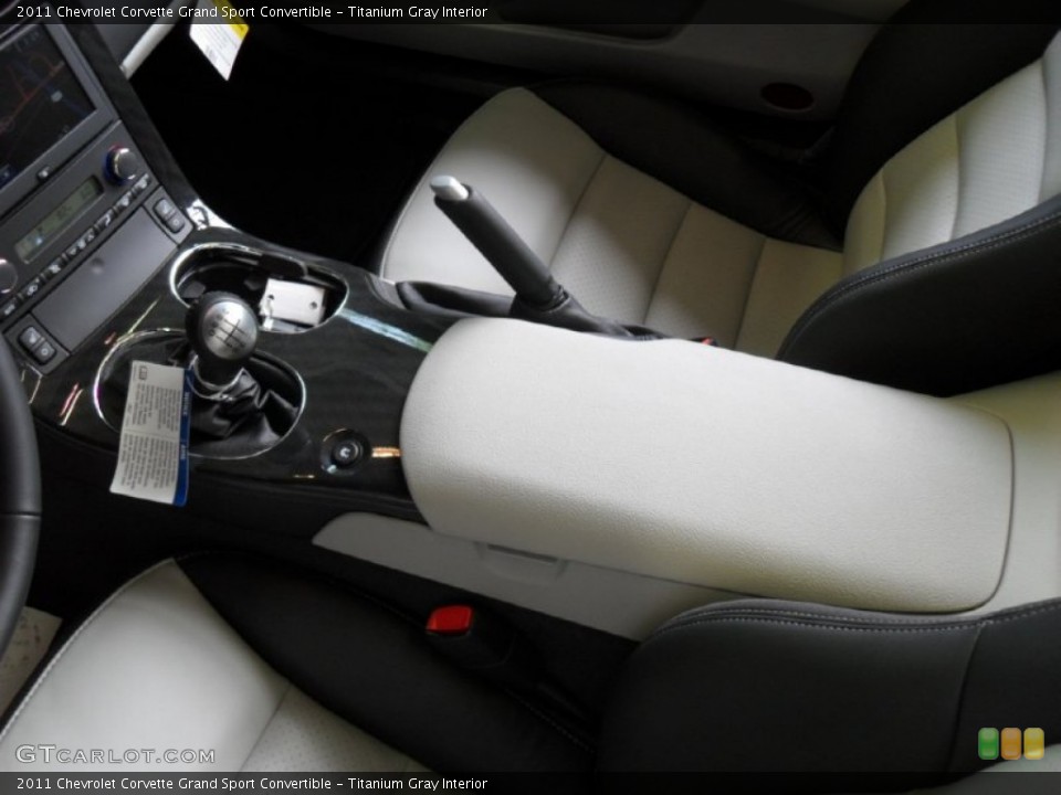 Titanium Gray Interior Photo for the 2011 Chevrolet Corvette Grand Sport Convertible #51674952