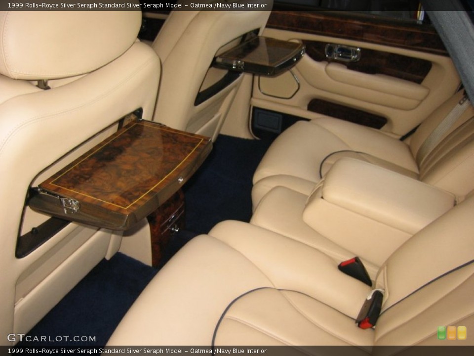 Oatmeal/Navy Blue Interior Photo for the 1999 Rolls-Royce Silver Seraph  #51675438