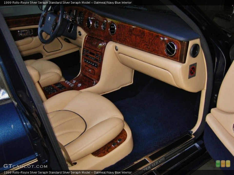 Oatmeal/Navy Blue 1999 Rolls-Royce Silver Seraph Interiors