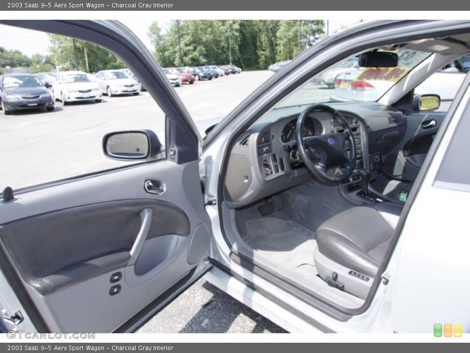 Charcoal Gray Interior Photo for the 2003 Saab 9-5 Aero Sport Wagon #51677649