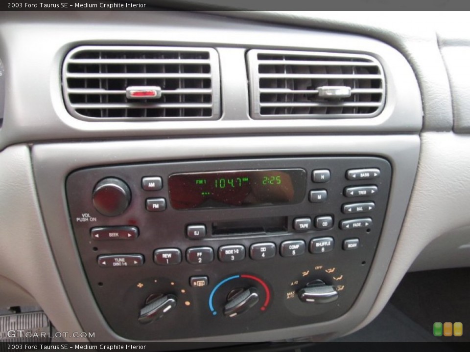 Medium Graphite Interior Controls for the 2003 Ford Taurus SE #51679845