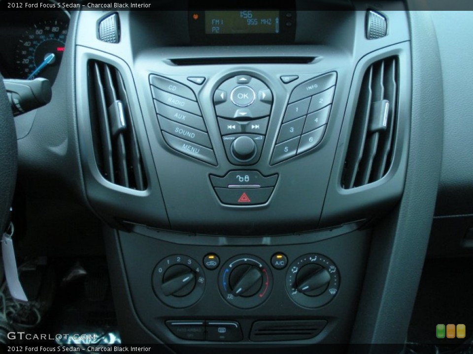 Charcoal Black Interior Controls for the 2012 Ford Focus S Sedan #51686451