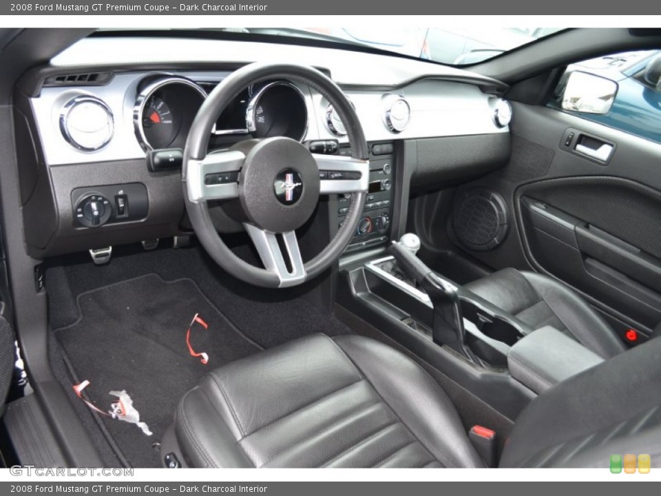 Dark Charcoal Interior Photo for the 2008 Ford Mustang GT Premium Coupe #51702016