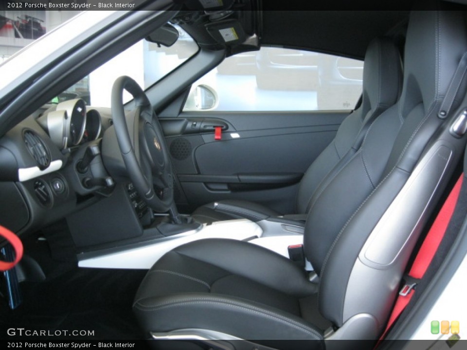 Black Interior Photo for the 2012 Porsche Boxster Spyder #51702763