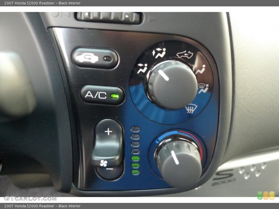 Black Interior Controls for the 2007 Honda S2000 Roadster #51710014