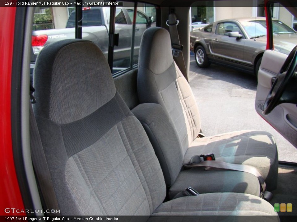 Medium Graphite Interior Photo for the 1997 Ford Ranger XLT Regular Cab #51710764