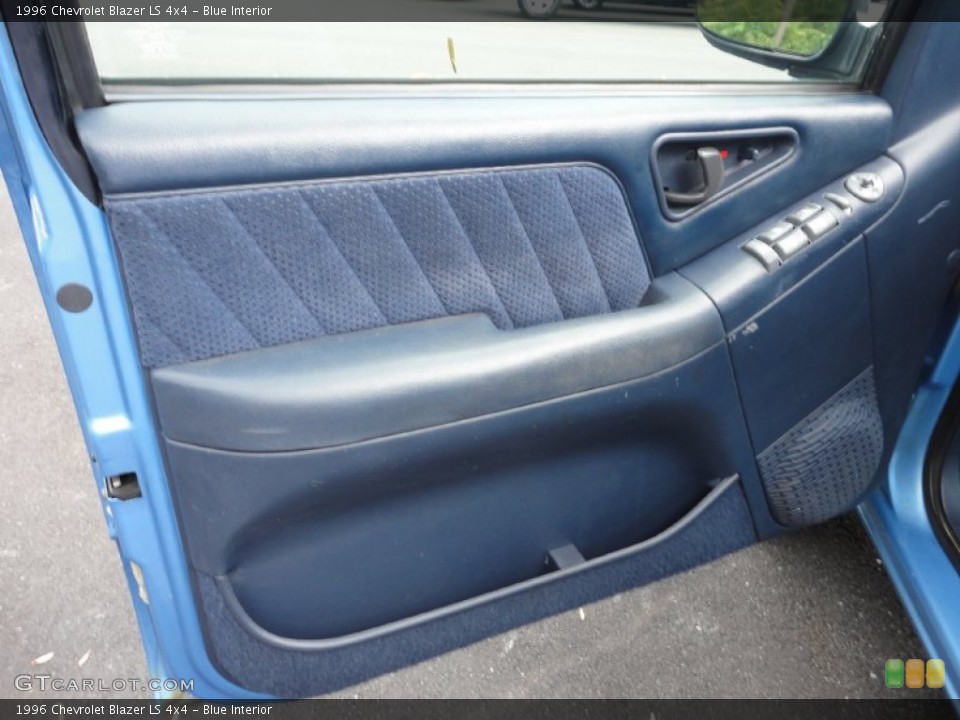 Blue Interior Door Panel for the 1996 Chevrolet Blazer LS 4x4 #51711946