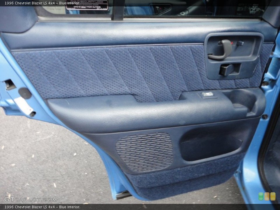 Blue Interior Door Panel for the 1996 Chevrolet Blazer LS 4x4 #51711979