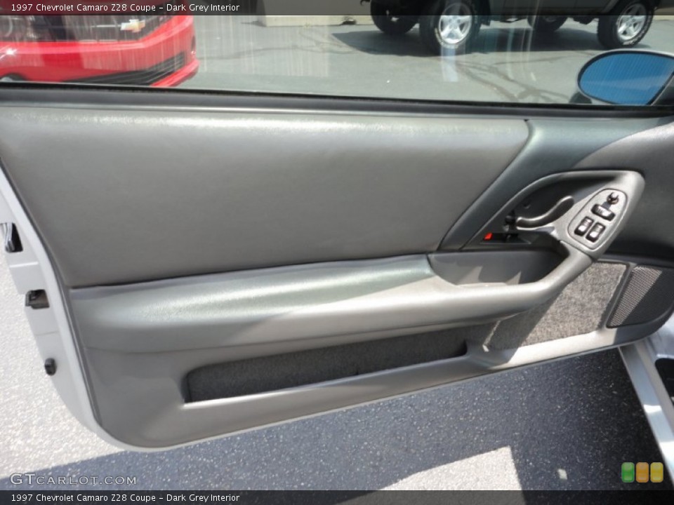 Dark Grey Interior Door Panel for the 1997 Chevrolet Camaro Z28 Coupe #51712204
