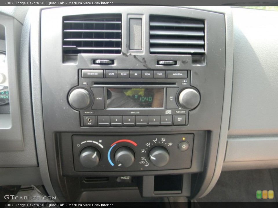Medium Slate Gray Interior Controls for the 2007 Dodge Dakota SXT Quad Cab #51712765