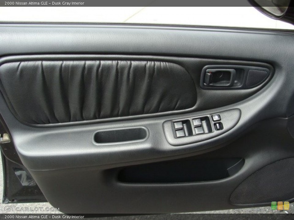 Dusk Gray Interior Door Panel for the 2000 Nissan Altima GLE #51717712
