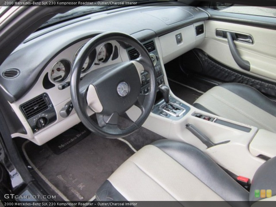 Oyster/Charcoal Interior Photo for the 2000 Mercedes-Benz SLK 230 Kompressor Roadster #51720637