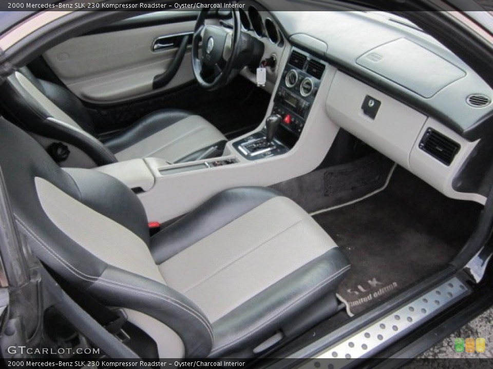 Oyster/Charcoal Interior Photo for the 2000 Mercedes-Benz SLK 230 Kompressor Roadster #51720655