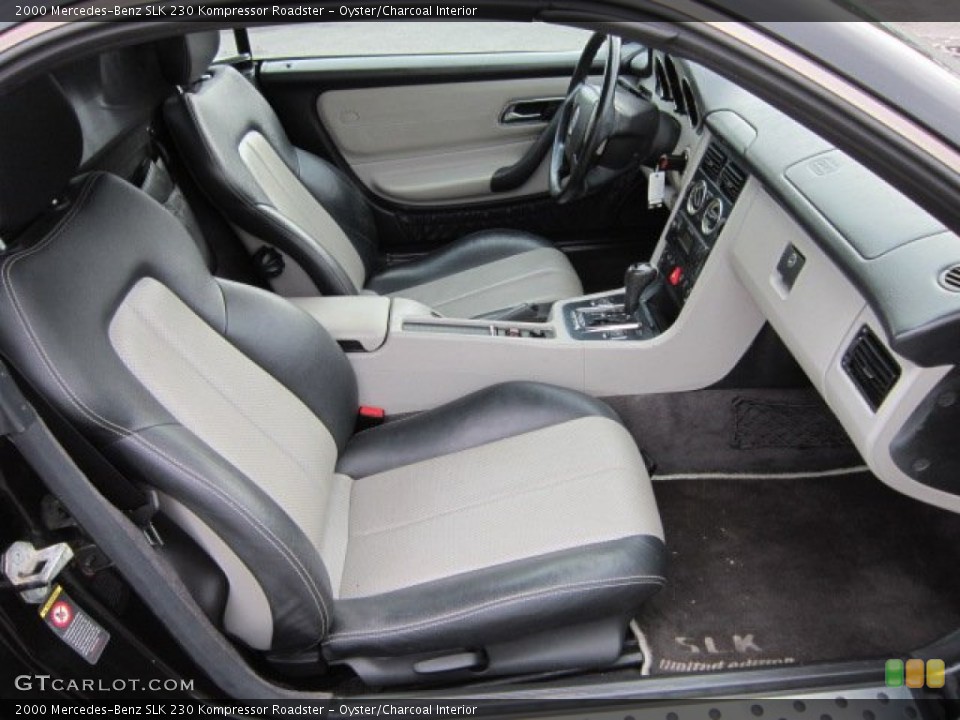 Oyster/Charcoal Interior Photo for the 2000 Mercedes-Benz SLK 230 Kompressor Roadster #51720667
