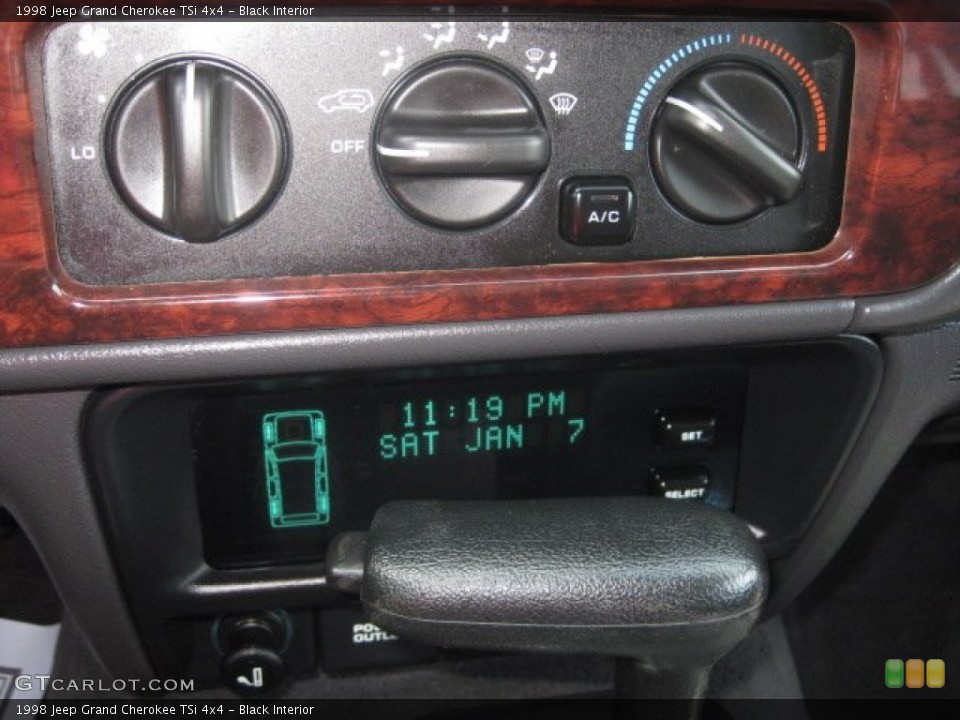 Black Interior Controls for the 1998 Jeep Grand Cherokee TSi 4x4 #51736399