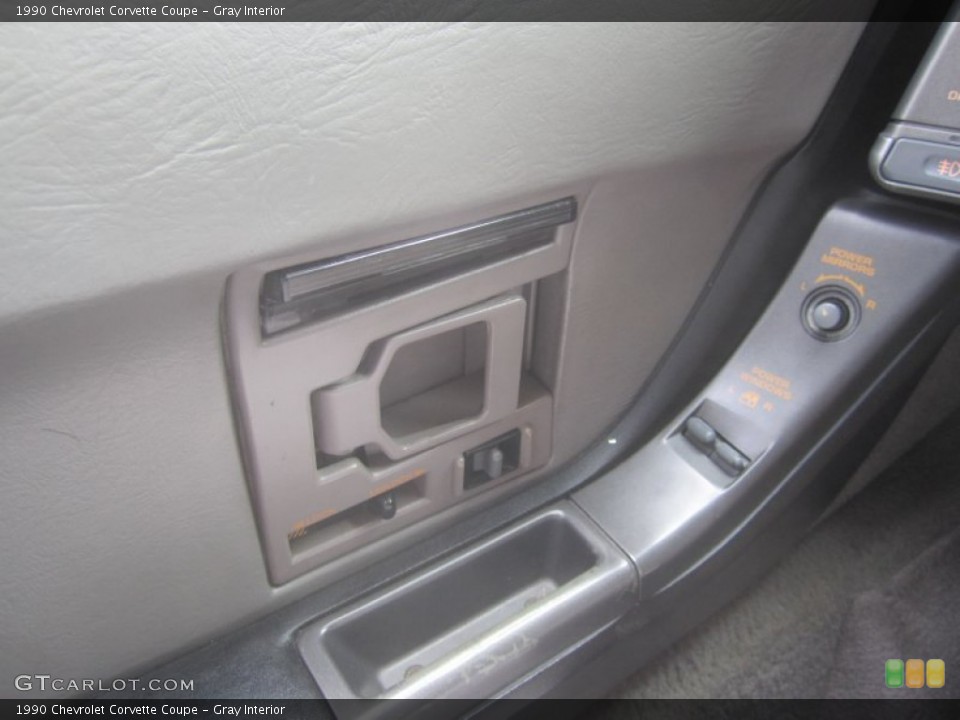 Gray Interior Controls for the 1990 Chevrolet Corvette Coupe #51737080