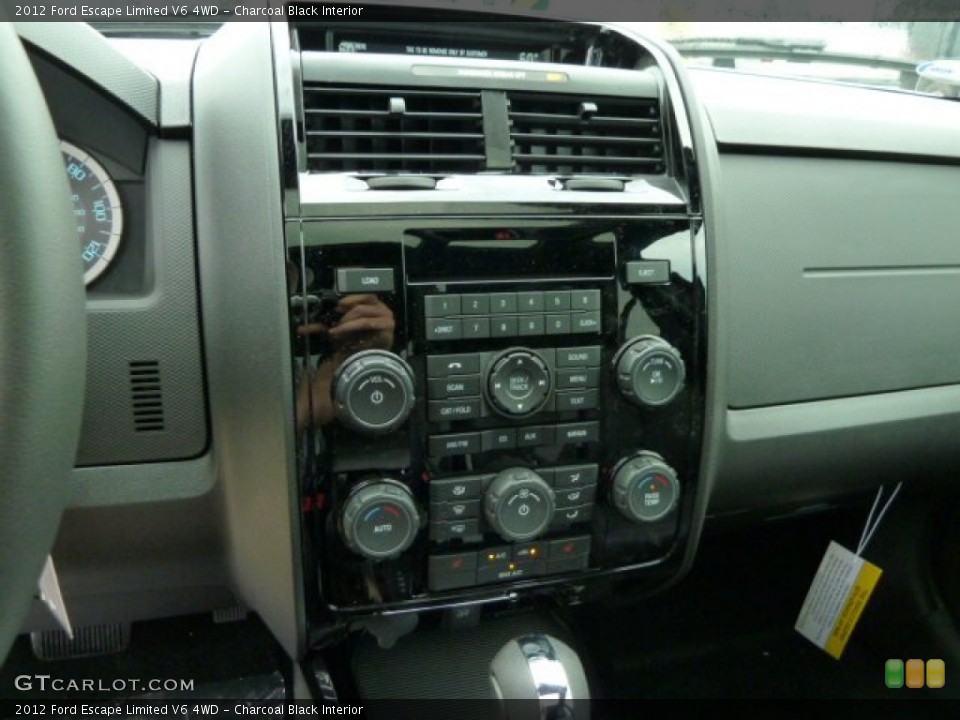 Charcoal Black Interior Controls for the 2012 Ford Escape Limited V6 4WD #51738097