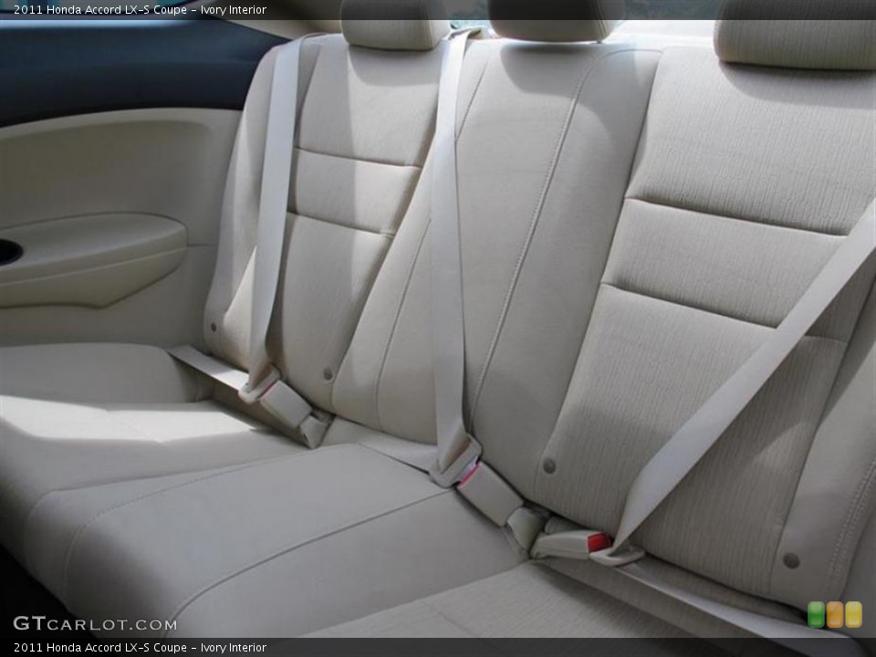 Ivory Interior Photo for the 2011 Honda Accord LX-S Coupe #51739120