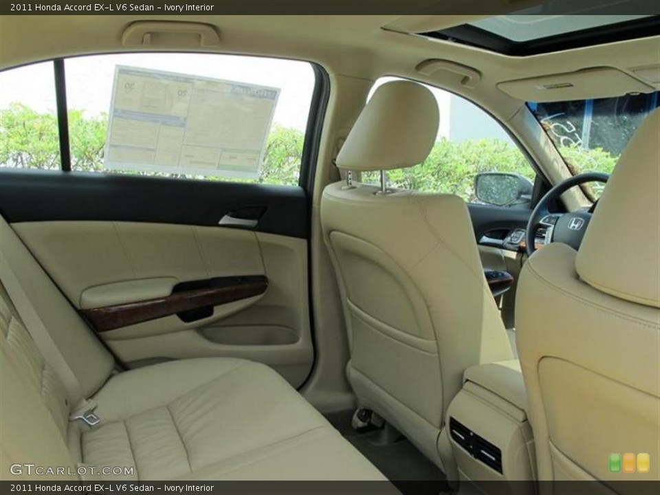 Ivory Interior Photo for the 2011 Honda Accord EX-L V6 Sedan #51739273