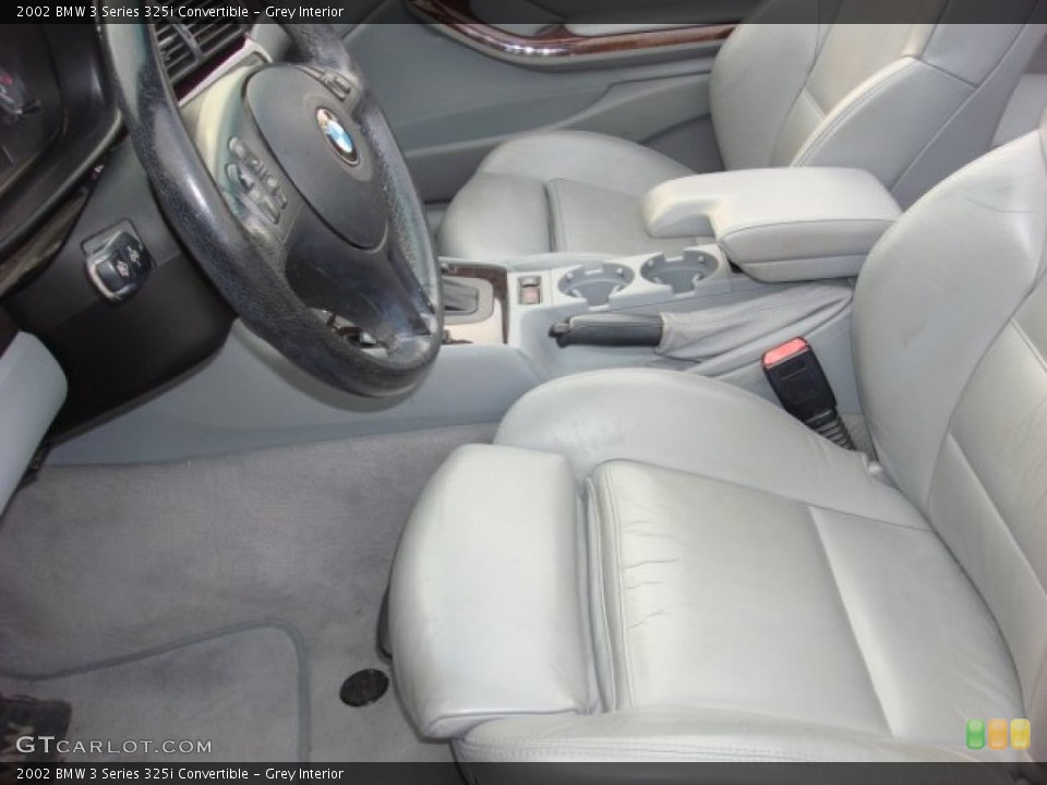 Grey Interior Photo for the 2002 BMW 3 Series 325i Convertible #51749398