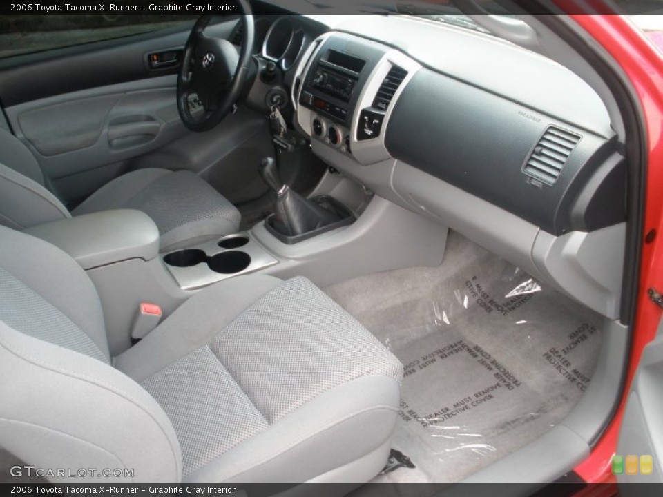Graphite Gray Interior Photo for the 2006 Toyota Tacoma X-Runner #51756373