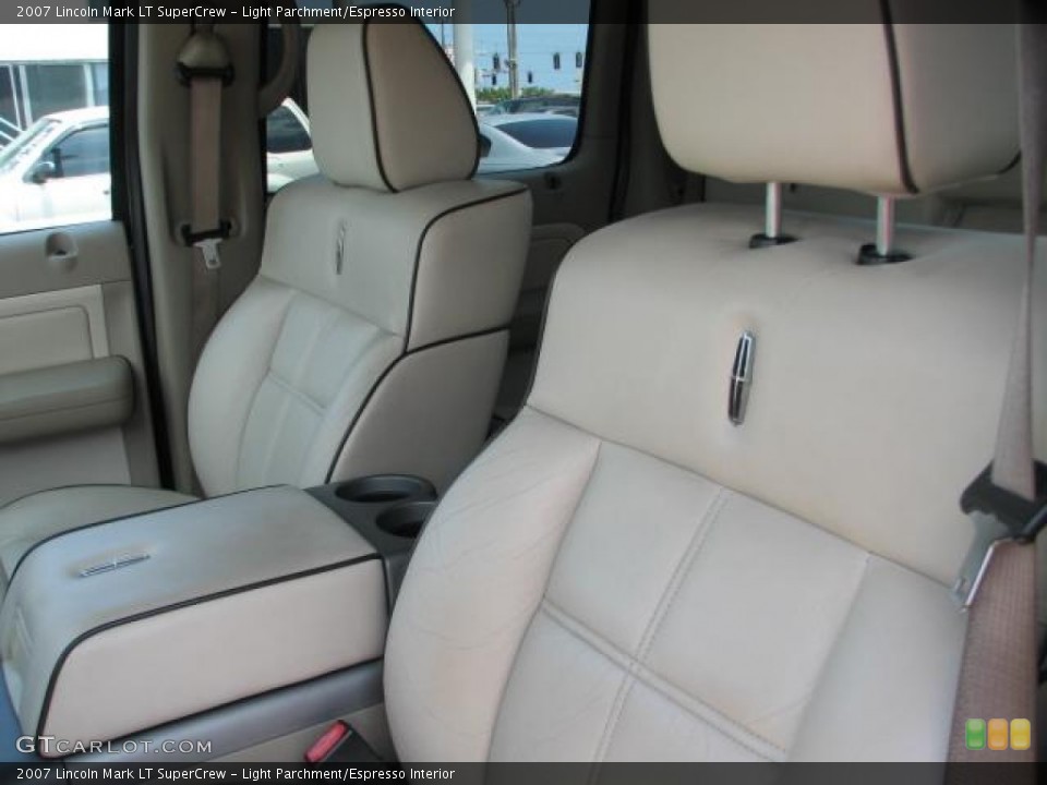 Light Parchment/Espresso Interior Photo for the 2007 Lincoln Mark LT SuperCrew #51759541