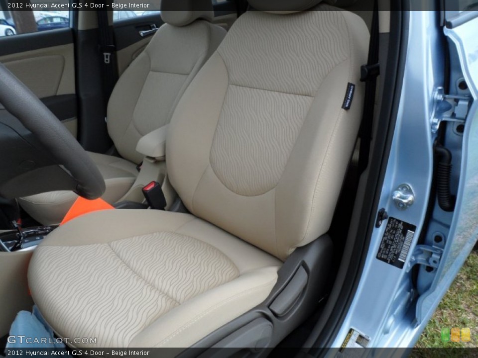 Beige Interior Photo for the 2012 Hyundai Accent GLS 4 Door #51762979