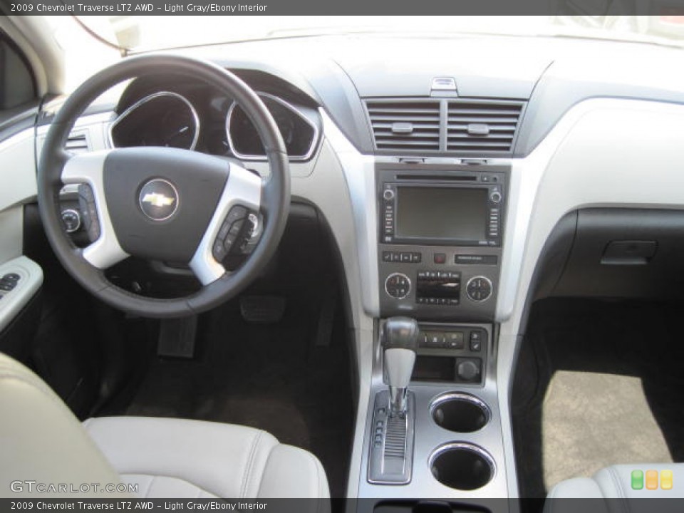 Light Gray/Ebony Interior Dashboard for the 2009 Chevrolet Traverse LTZ AWD #51768905