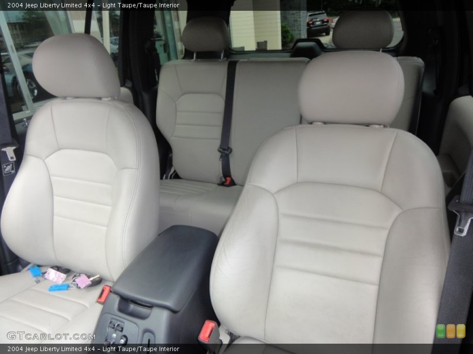 Light Taupe/Taupe Interior Photo for the 2004 Jeep Liberty Limited 4x4 #51772069