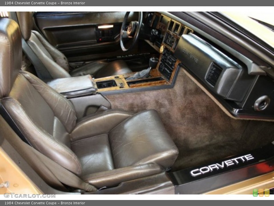Bronze Interior Photo for the 1984 Chevrolet Corvette Coupe #51773848